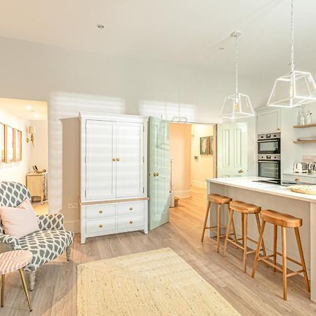 The Shell House Villa Bournemouth Bagian luar foto
