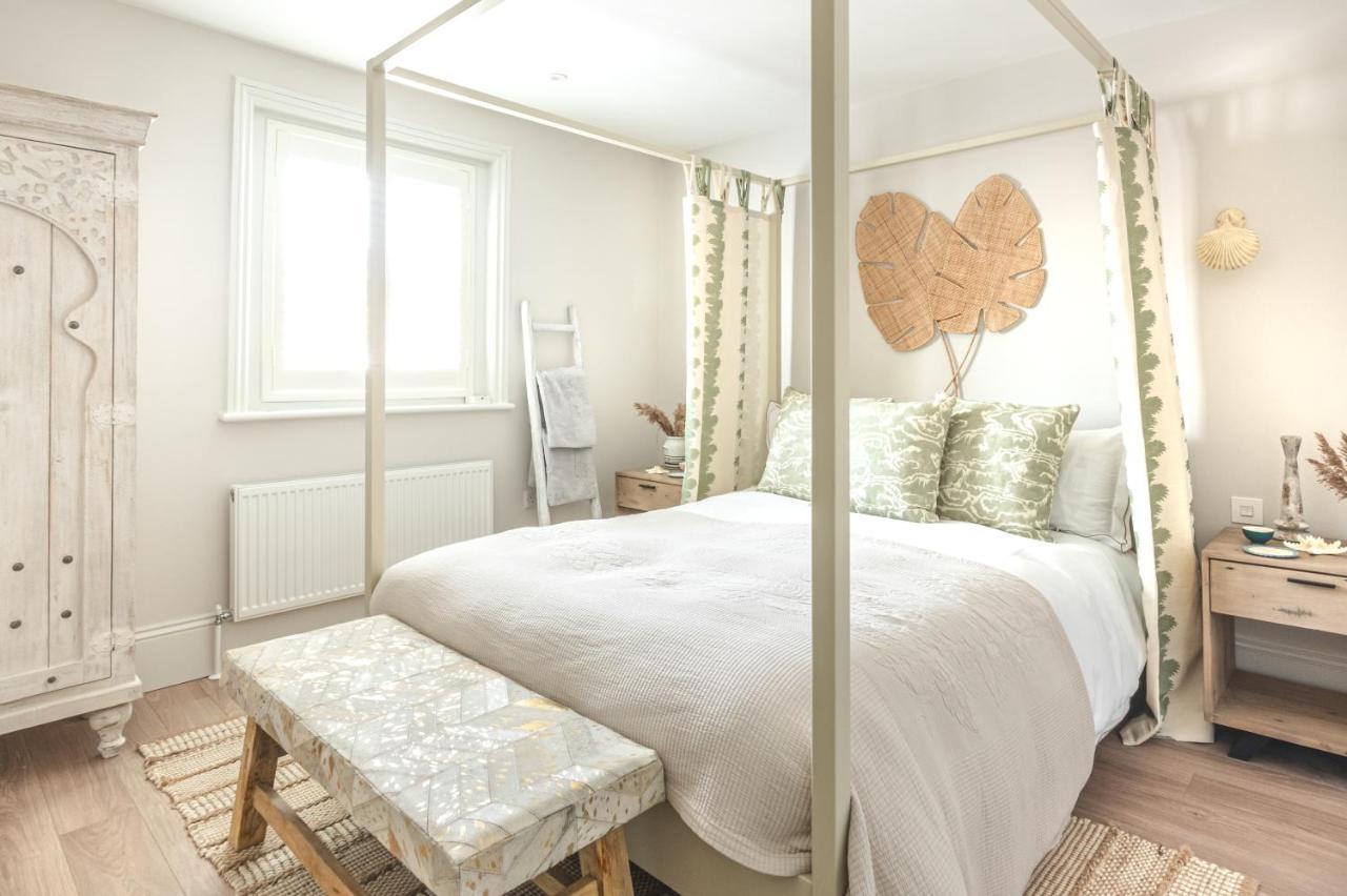 The Shell House Villa Bournemouth Bagian luar foto